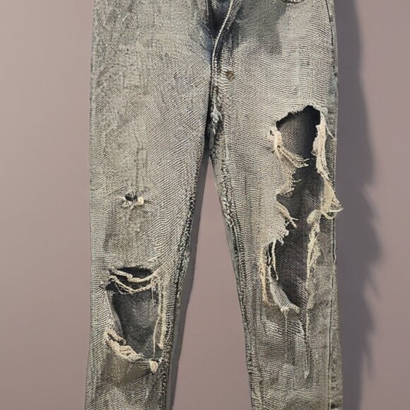 Brand: Levi’s Item: Premium Distressed Pants Size: 25 (Women) Condition: Pre-Own - Picture 5 of 8